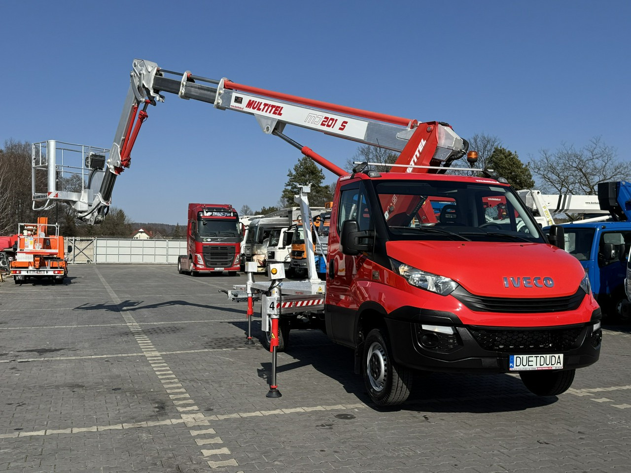 Iveco Daily 35S12 - LKW mit Arbeitsbühne: das Bild 3 Iveco Daily 35S12 - LKW mit Arbeitsbühne: das Bild 3