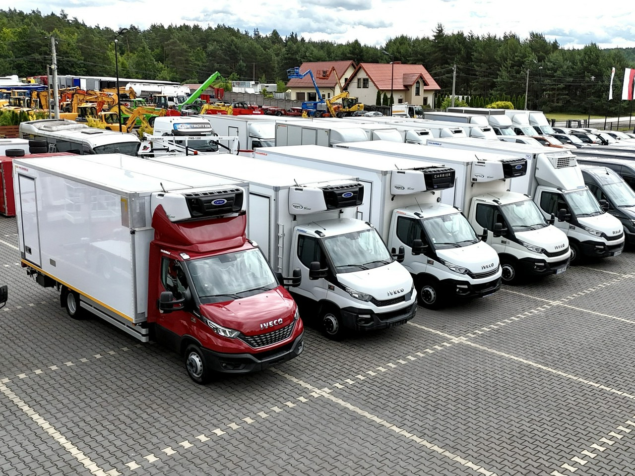 Iveco Daily 70C17 Mroźnia Agregat Carrier Supra 750 10-Palet + Winda - Kühltransporter: das Bild 1 Iveco Daily 70C17 Mroźnia Agregat Carrier Supra 750 10-Palet + Winda - Kühltransporter: das Bild 1