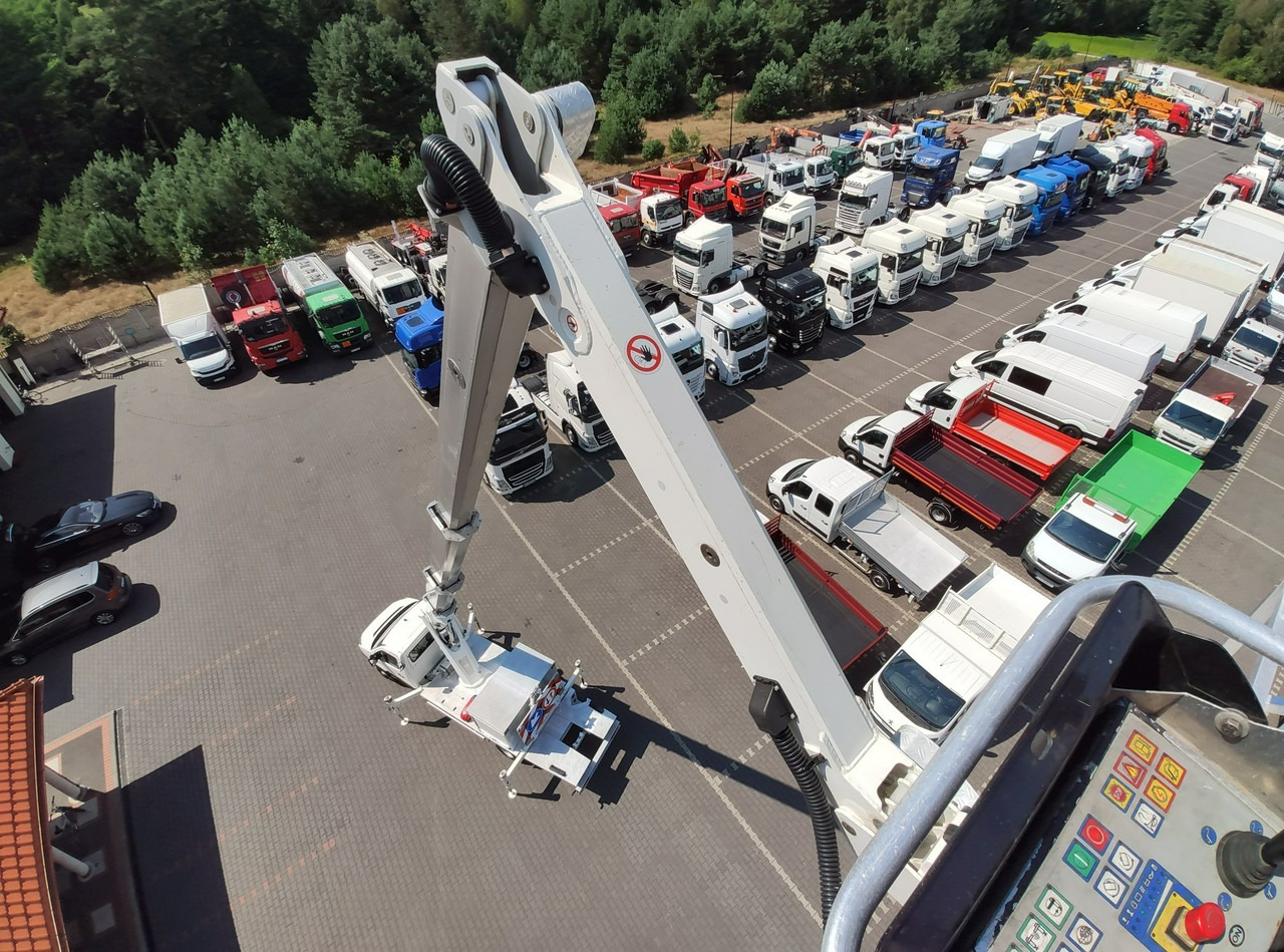 Iveco Volkswagen Crafter 4x4 Zwyżka 21m Palfinger P210BK JIP-Ogon udt - LKW mit Arbeitsbühne: das Bild 3 Iveco Volkswagen Crafter 4x4 Zwyżka 21m Palfinger P210BK JIP-Ogon udt - LKW mit Arbeitsbühne: das Bild 3
