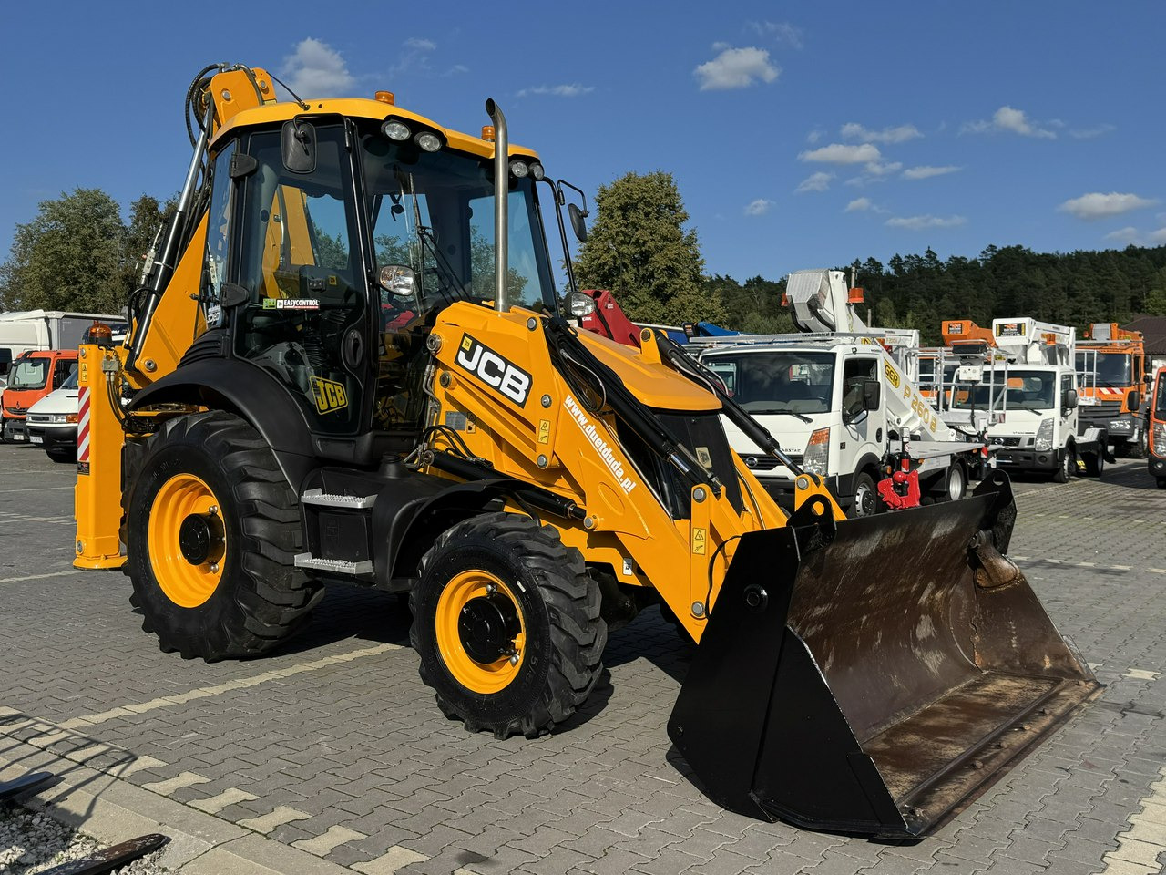 JCB 3CX - Baggerlader: das Bild 2 JCB 3CX - Baggerlader: das Bild 2