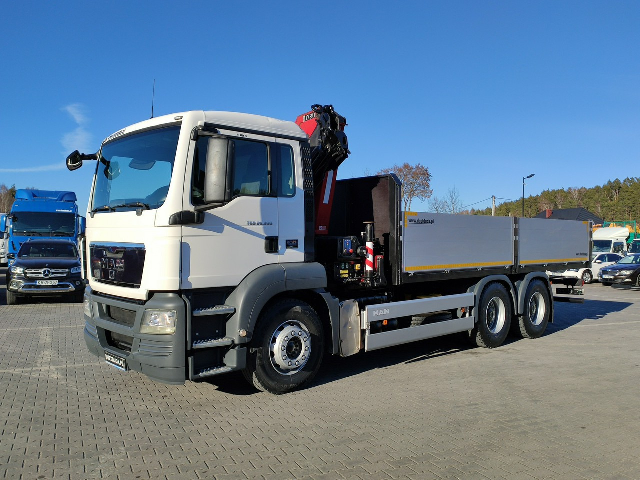 MAN TGS 26.360 6x4 - Pritsche LKW, Autokran: das Bild 2 MAN TGS 26.360 6x4 - Pritsche LKW, Autokran: das Bild 2