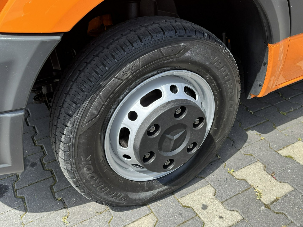 Mercedes Sprinter Zwyżka Podnośnik Koszowy VERSALIFT KLUBB ET-36-LF UDT - LKW mit Arbeitsbühne: das Bild 5 Mercedes Sprinter Zwyżka Podnośnik Koszowy VERSALIFT KLUBB ET-36-LF UDT - LKW mit Arbeitsbühne: das Bild 5