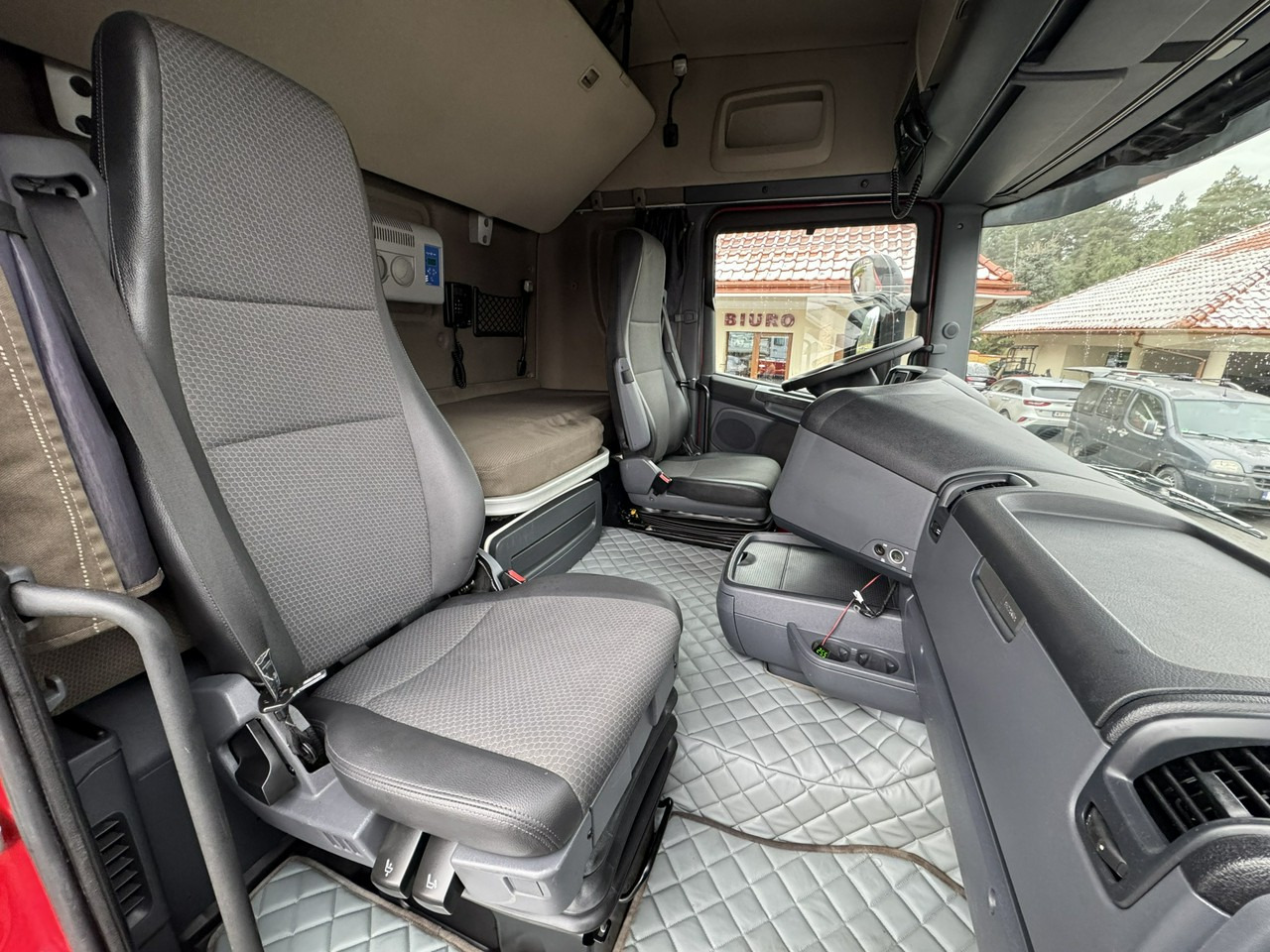 Sattelzugmaschine Scania R410 E6 4x2 Retarder Klima Postojowa Low deck / Mega: das Bild 29