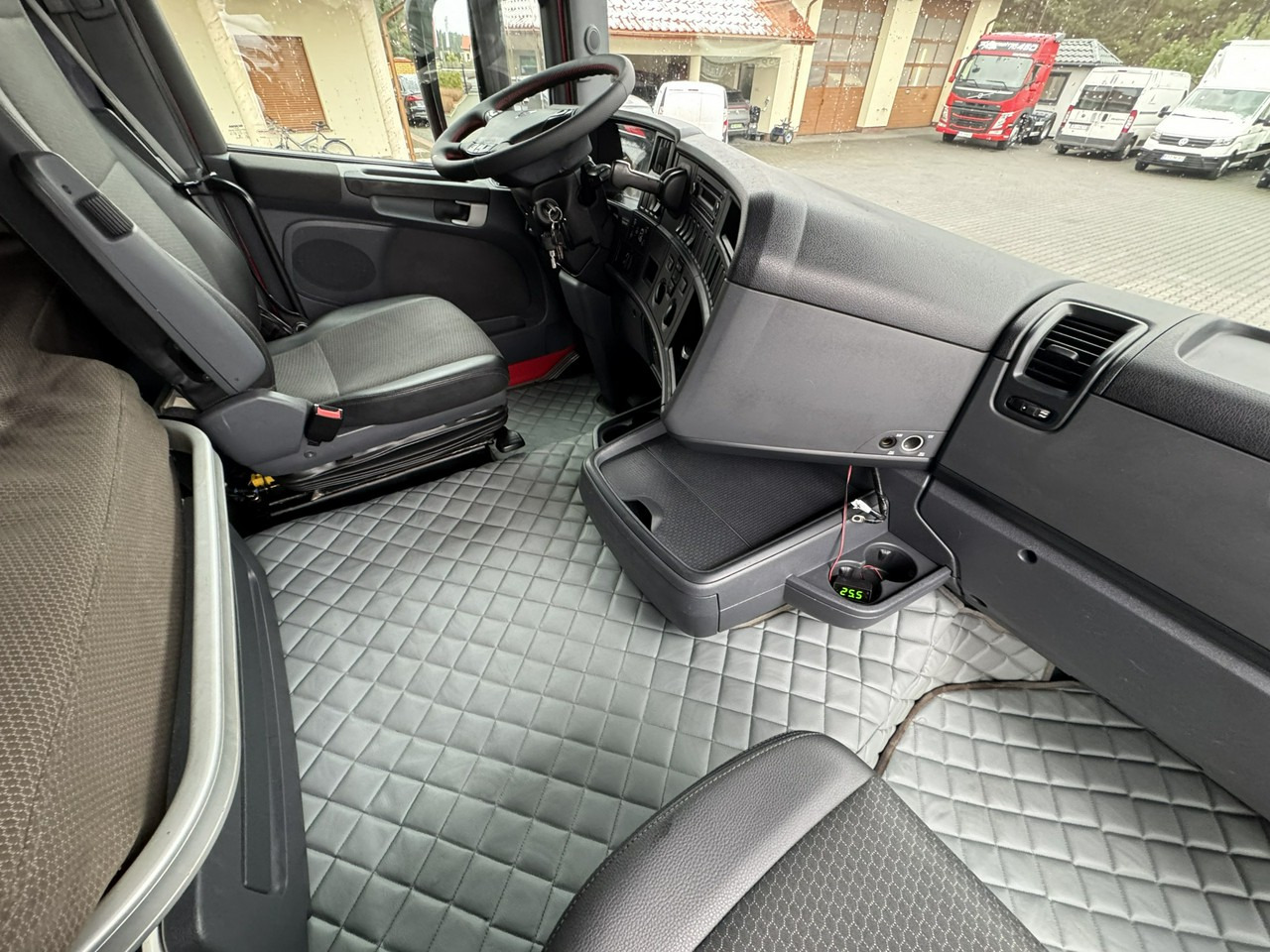 Sattelzugmaschine Scania R410 E6 4x2 Retarder Klima Postojowa Low deck / Mega: das Bild 30