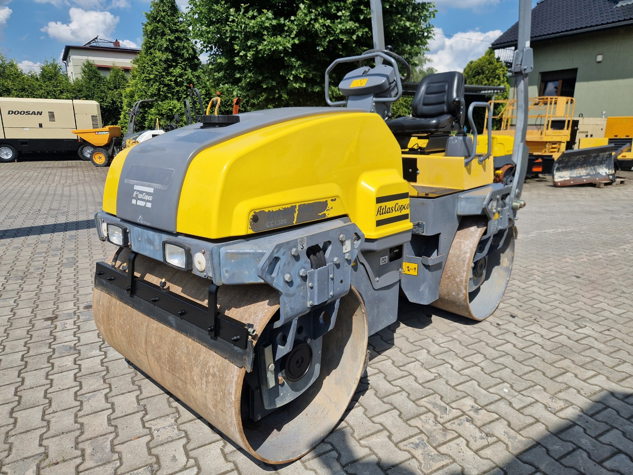 DYNAPAC CC 1300 - Straßenwalze: das Bild 5 DYNAPAC CC 1300 - Straßenwalze: das Bild 5