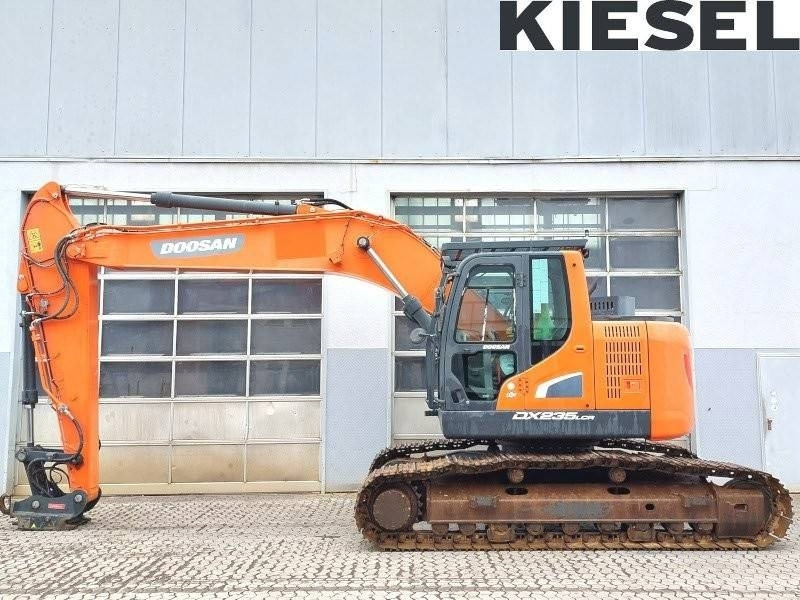 Doosan DX 235 LCR-5 - Kettenbagger: das Bild 1 Doosan DX 235 LCR-5 - Kettenbagger: das Bild 1