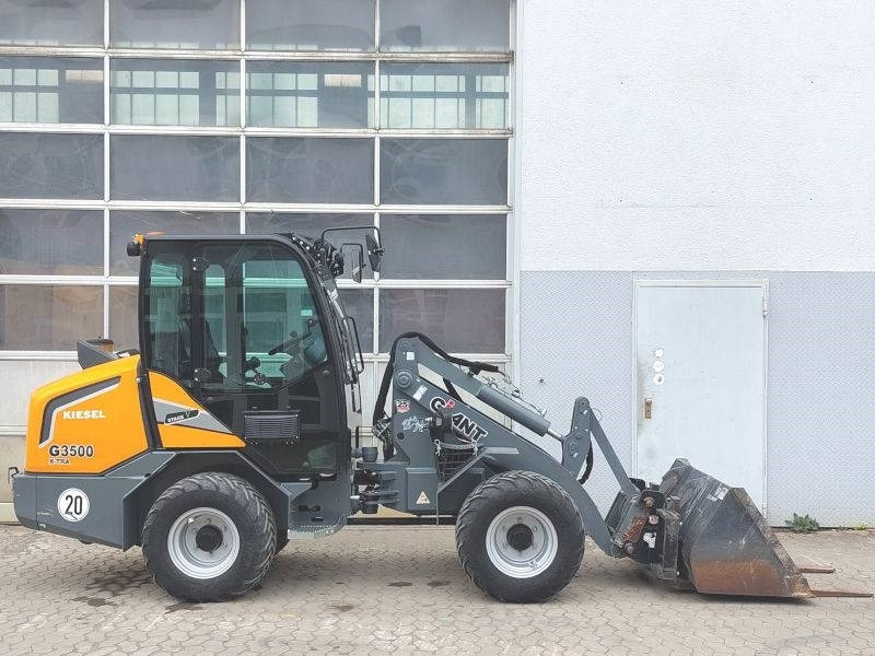 Giant G 3500 X-Tra - Kompaktlader: das Bild 5 Giant G 3500 X-Tra - Kompaktlader: das Bild 5