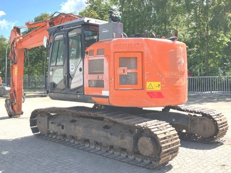 Hitachi ZX 225 US LC-6 - Kettenbagger: das Bild 3 Hitachi ZX 225 US LC-6 - Kettenbagger: das Bild 3