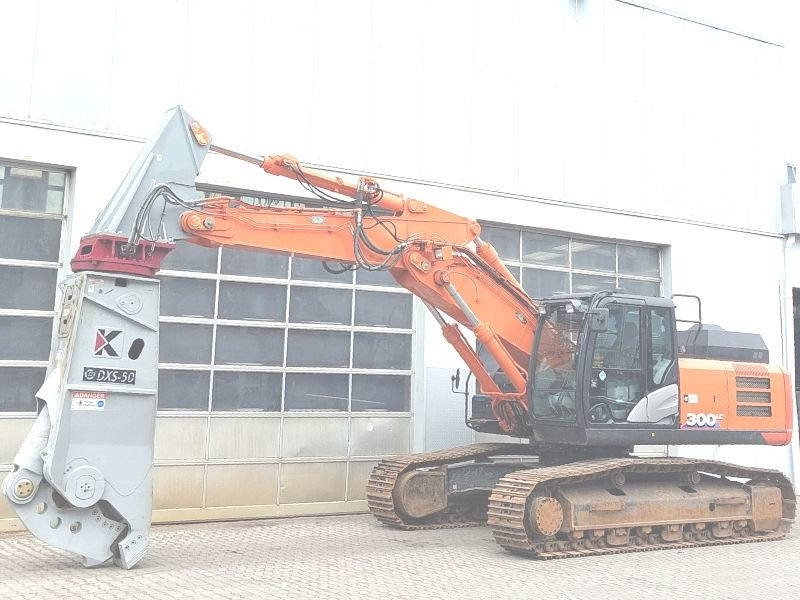 Hitachi ZX 300 LC-6 - Abrissbagger: das Bild 2 Hitachi ZX 300 LC-6 - Abrissbagger: das Bild 2