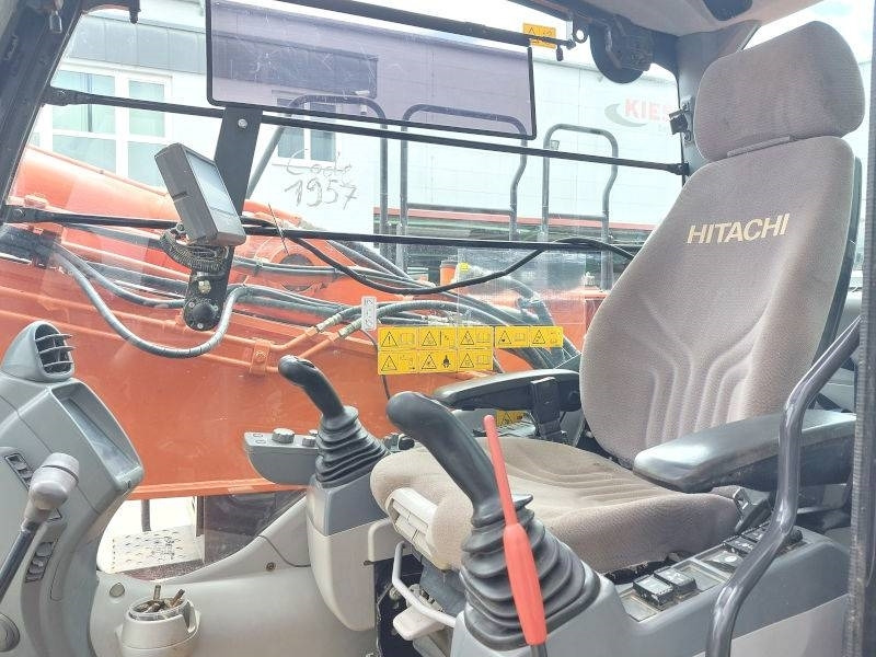 Abrissbagger Hitachi ZX 300 LC-6: das Bild 13