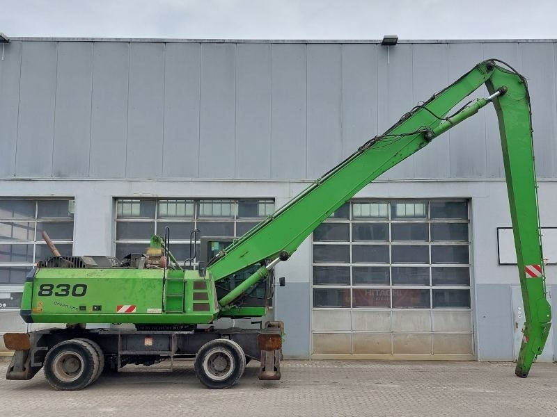 Sennebogen 830 - Umschlagbagger: das Bild 5 Sennebogen 830 - Umschlagbagger: das Bild 5