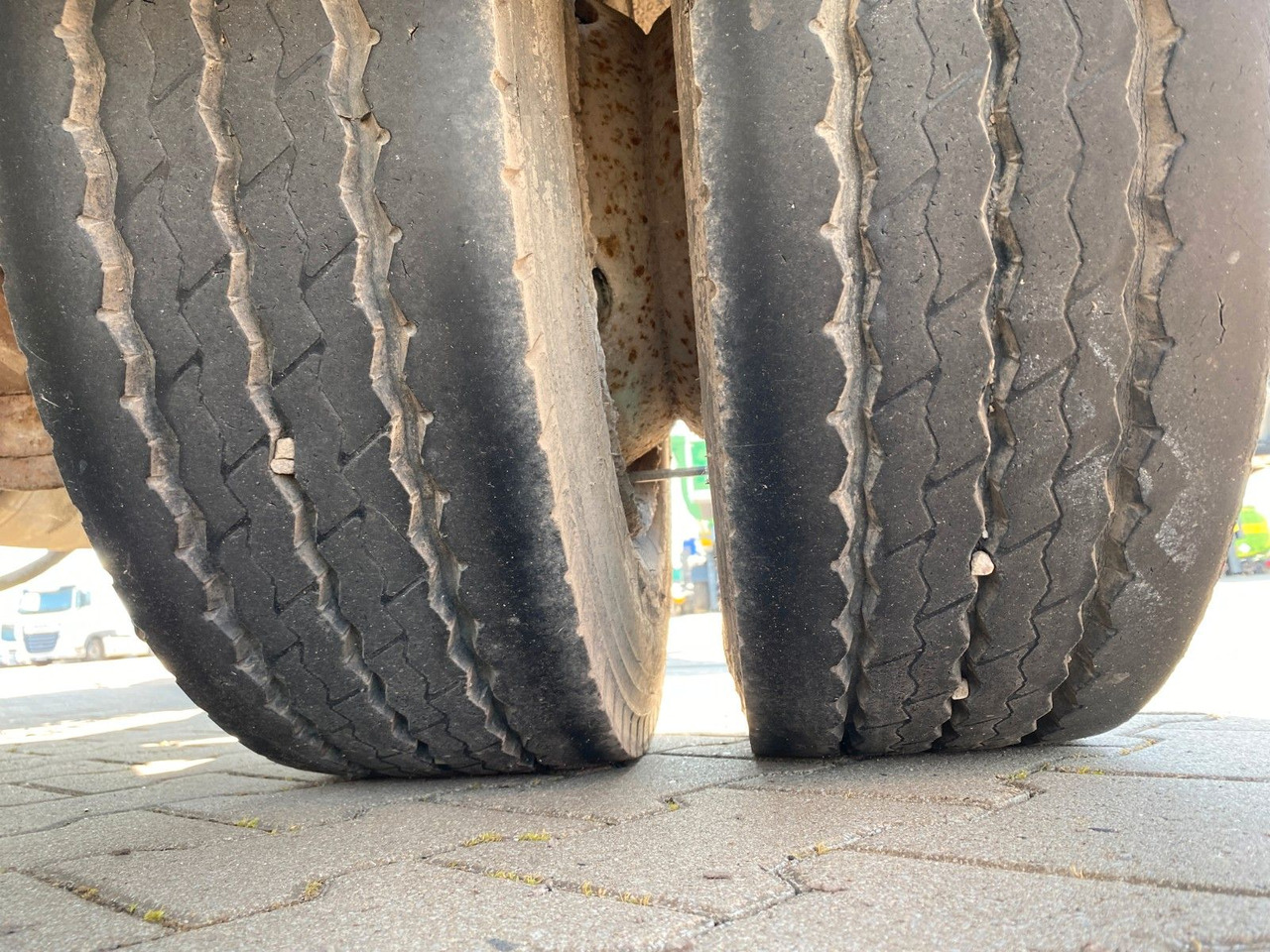 Abrollanhänger/ Absetzanhänger Hüffermann HSA 18.65 | Reifenprofil: 75%*Blatt*50mm Zugauge: das Bild 13