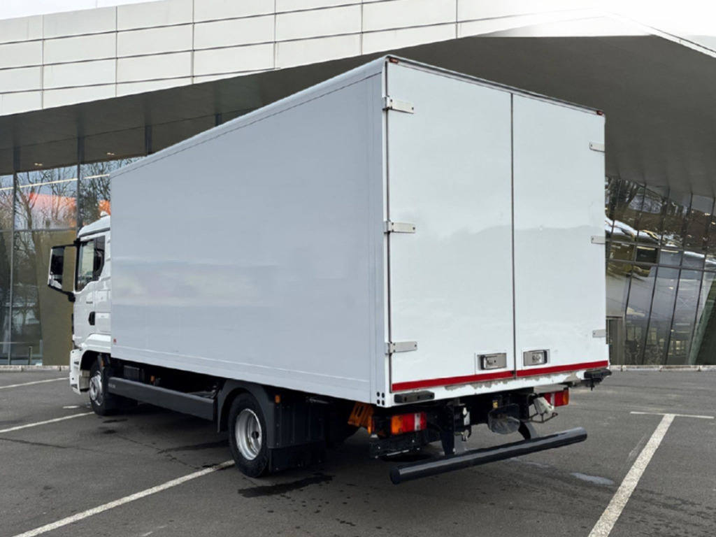 MAN TGL 8.220 4x2 BL - Koffer LKW: das Bild 3 MAN TGL 8.220 4x2 BL - Koffer LKW: das Bild 3
