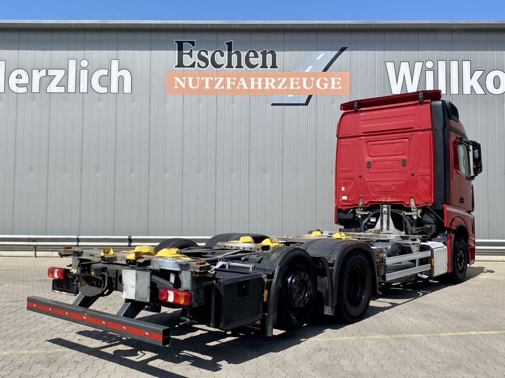 Mercedes-Benz 2546 LL 6x2 - Containerwagen/ Wechselfahrgestell LKW: das Bild 5 Mercedes-Benz 2546 LL 6x2 - Containerwagen/ Wechselfahrgestell LKW: das Bild 5