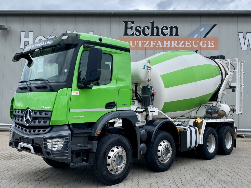 Mercedes-Benz 3236 B Arocs - Fahrmischer: das Bild 1 Mercedes-Benz 3236 B Arocs - Fahrmischer: das Bild 1