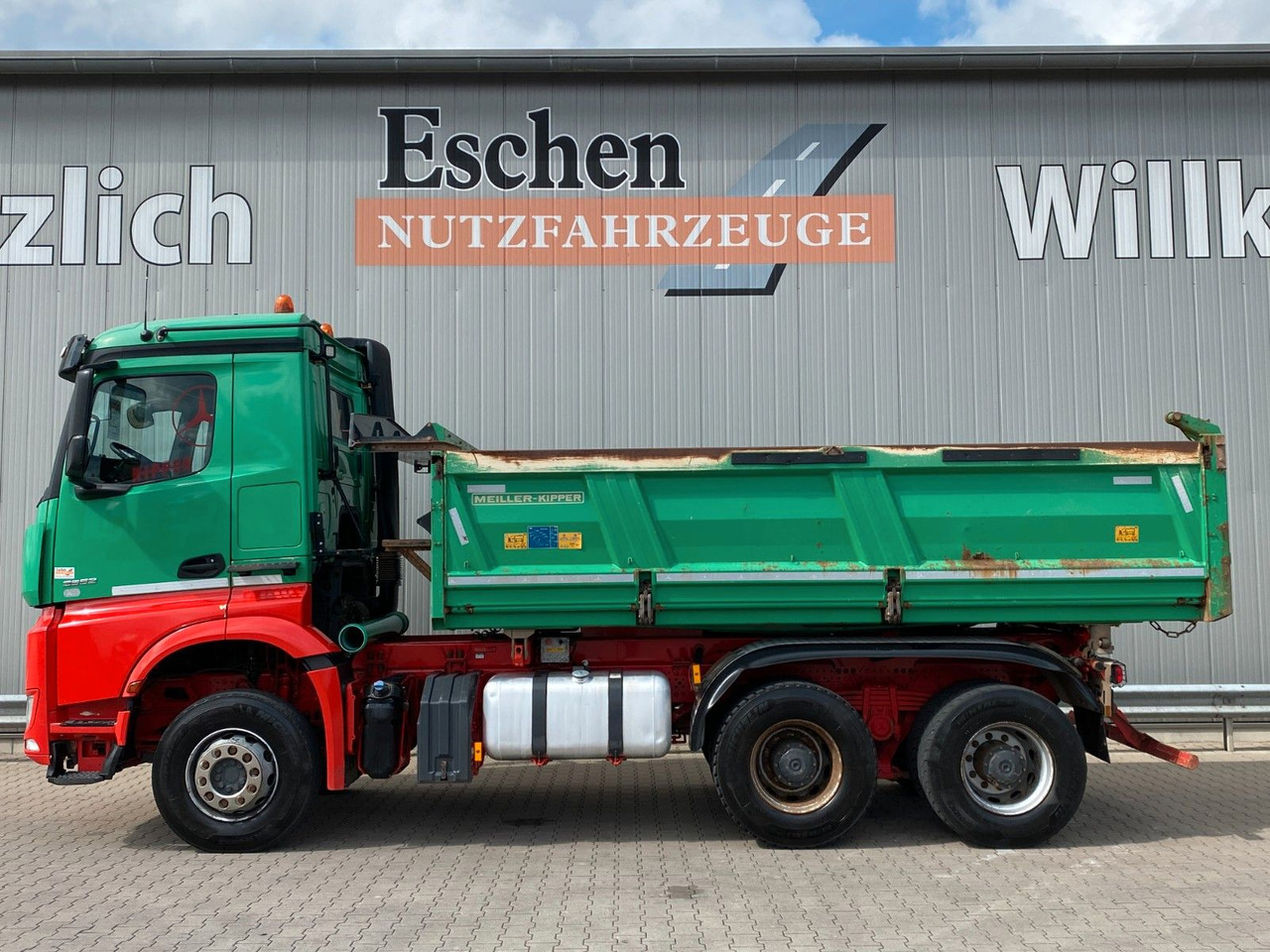 Mercedes-Benz Arocs 2652 6x4B MEILLER Bordmatik*Blatt*Retarder - Kipper: das Bild 3 Mercedes-Benz Arocs 2652 6x4B MEILLER Bordmatik*Blatt*Retarder - Kipper: das Bild 3