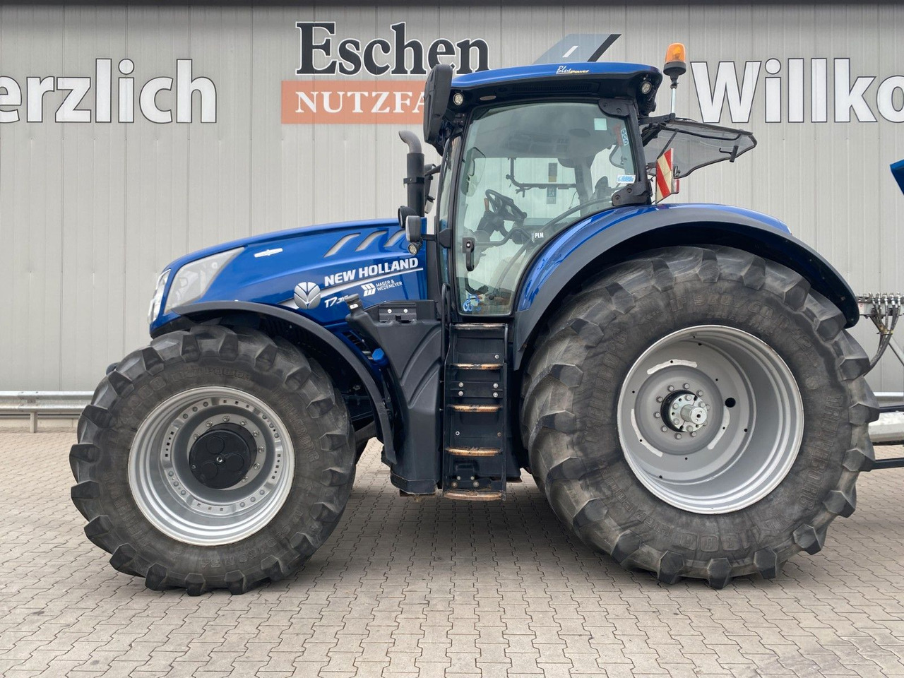 New Holland T7.315 AC 4x4 | Fronthydraulik*LoadSensing*Klima - Traktor: das Bild 3 New Holland T7.315 AC 4x4 | Fronthydraulik*LoadSensing*Klima - Traktor: das Bild 3