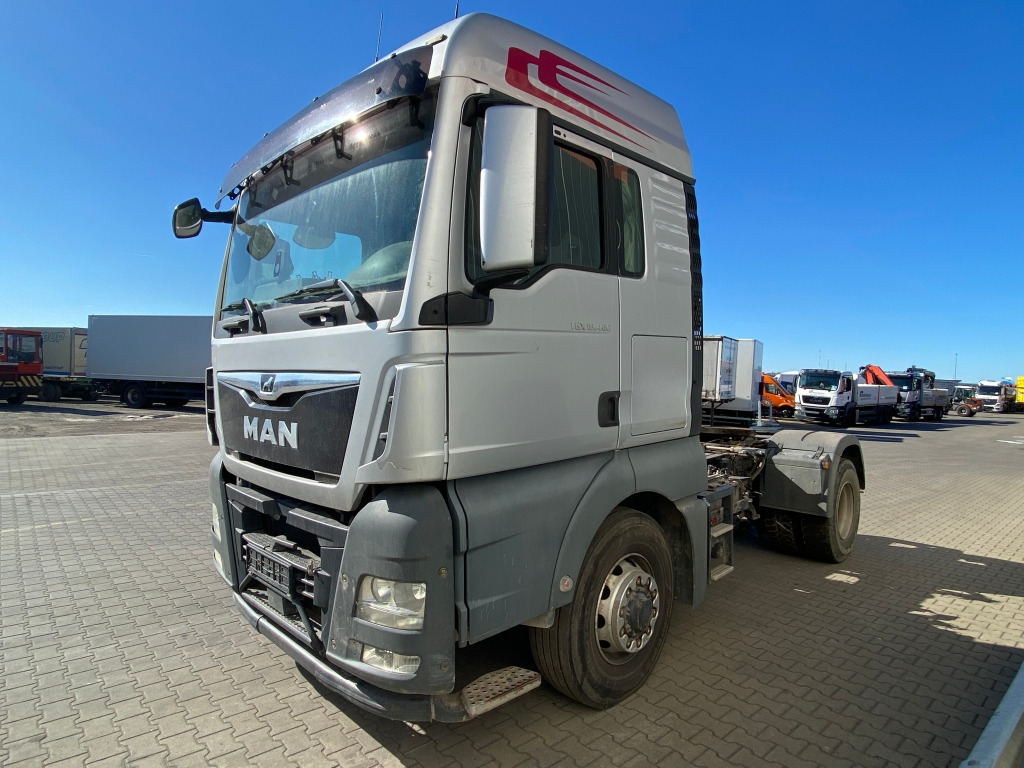 MAN TGX 18.460 4x4 H BLS / Motorschaden - Sattelzugmaschine: das Bild 1 MAN TGX 18.460 4x4 H BLS / Motorschaden - Sattelzugmaschine: das Bild 1