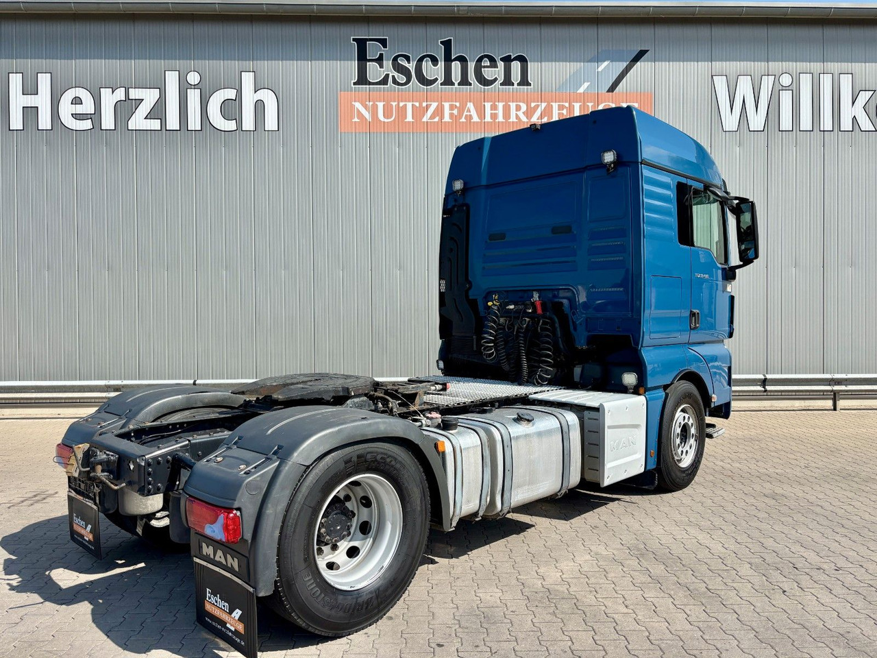 MAN TGX 18.480 BLS | XLX*2x Hydraulik*Intarder*Navi - Sattelzugmaschine: das Bild 5 MAN TGX 18.480 BLS | XLX*2x Hydraulik*Intarder*Navi - Sattelzugmaschine: das Bild 5