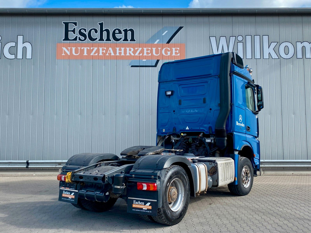 Mercedes-Benz 1851 Arocs LS | 2x Hydraulik*Reifen:70%*1.Hd*AC - Sattelzugmaschine: das Bild 5 Mercedes-Benz 1851 Arocs LS | 2x Hydraulik*Reifen:70%*1.Hd*AC - Sattelzugmaschine: das Bild 5