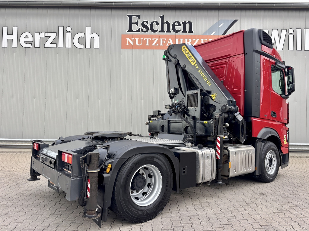 Mercedes-Benz Actros 1845 Palfinger PK 33002-EH D Kran - Sattelzugmaschine: das Bild 5 Mercedes-Benz Actros 1845 Palfinger PK 33002-EH D Kran - Sattelzugmaschine: das Bild 5