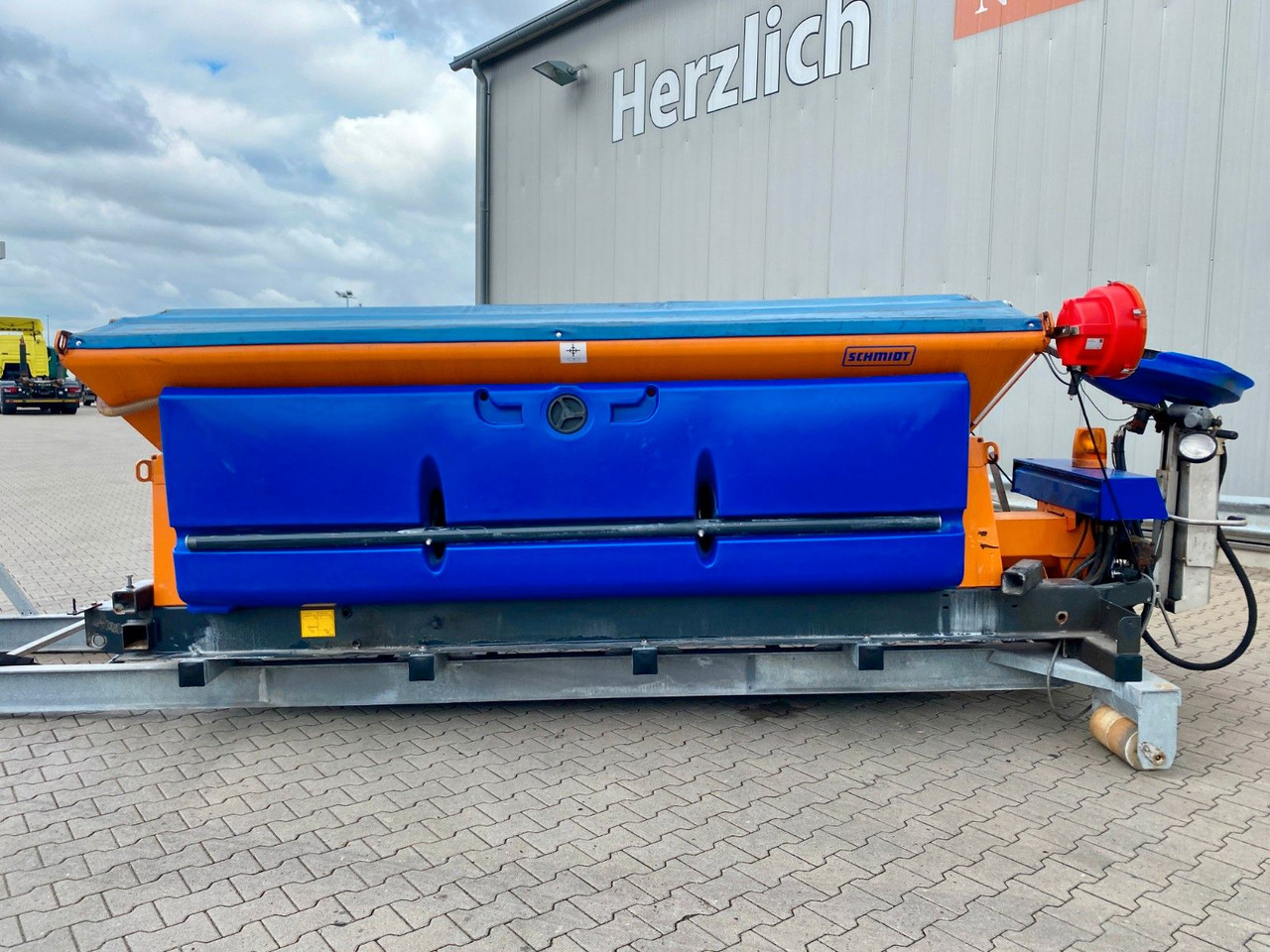 Schmidt Salzstreuer 4m³|Stratos S40-36* + Rahmen - Salzstreuer: das Bild 3 Schmidt Salzstreuer 4m³|Stratos S40-36* + Rahmen - Salzstreuer: das Bild 3