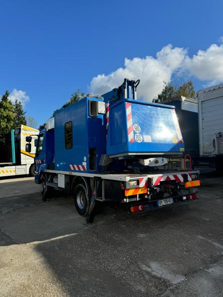 Renault Midlum 180 - LKW mit Arbeitsbühne: das Bild 5 Renault Midlum 180 - LKW mit Arbeitsbühne: das Bild 5
