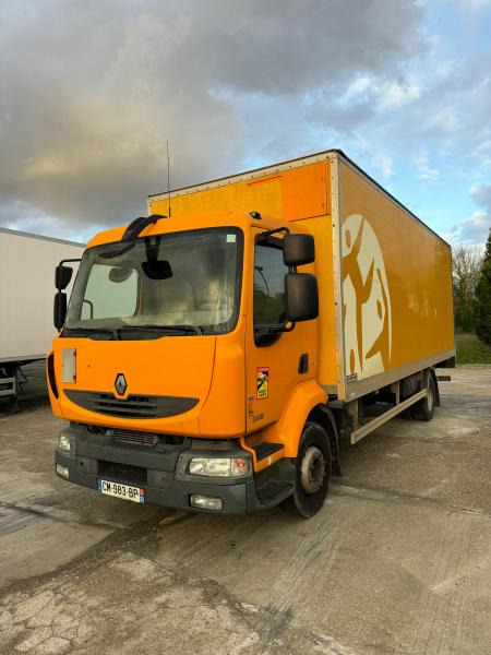 Renault Midlum 220 - Koffer LKW: das Bild 4 Renault Midlum 220 - Koffer LKW: das Bild 4
