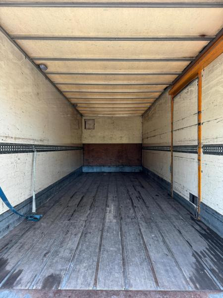 Renault Midlum 220 - Koffer LKW: das Bild 2 Renault Midlum 220 - Koffer LKW: das Bild 2