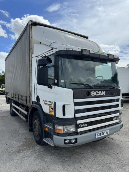 Scania 94 D220 - Plane LKW: das Bild 2 Scania 94 D220 - Plane LKW: das Bild 2
