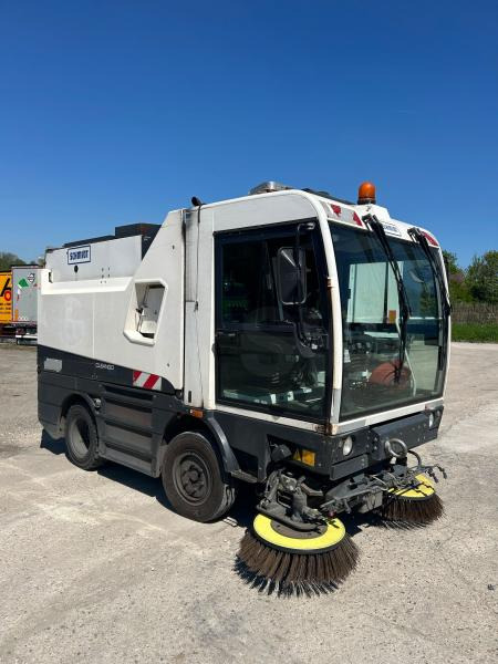 Schmidt Clingo 500 Compact 400 - Kehrmaschine: das Bild 1 Schmidt Clingo 500 Compact 400 - Kehrmaschine: das Bild 1