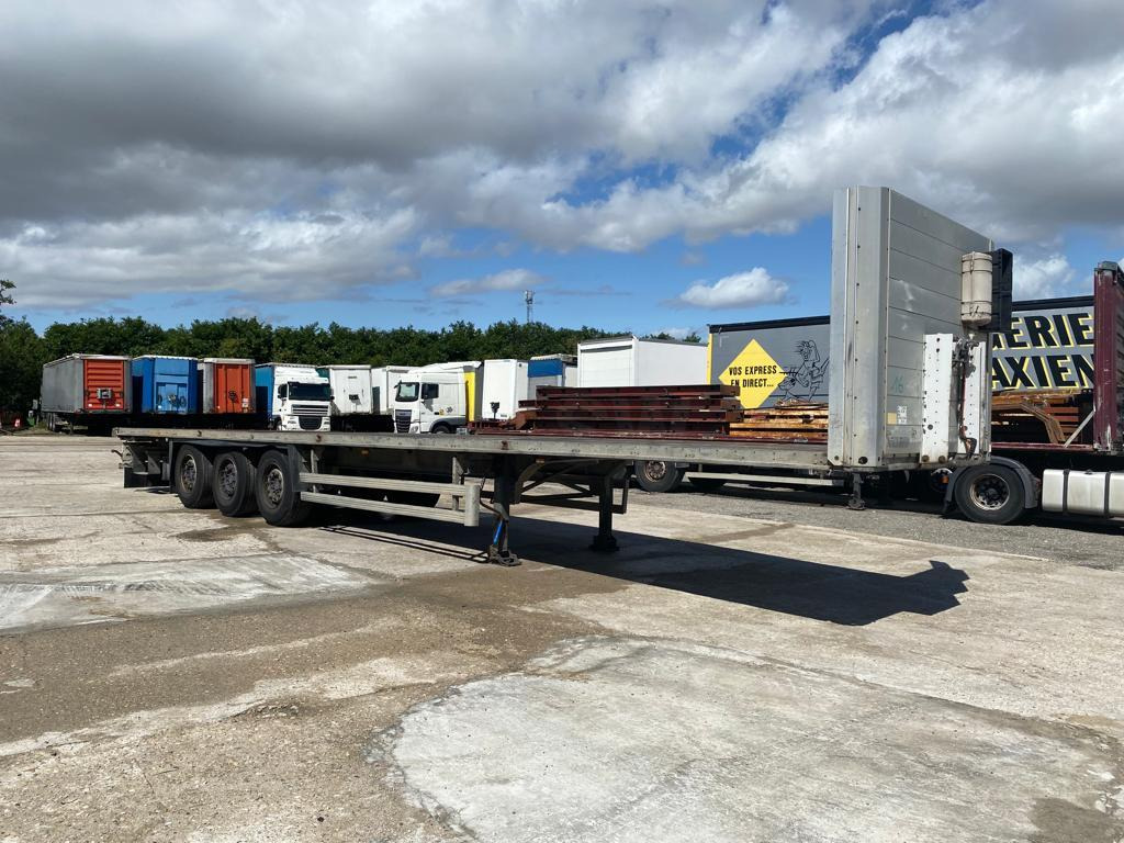 Schmitz Cargobull - Pritschenauflieger/ Plattformauflieger: das Bild 2 Schmitz Cargobull - Pritschenauflieger/ Plattformauflieger: das Bild 2