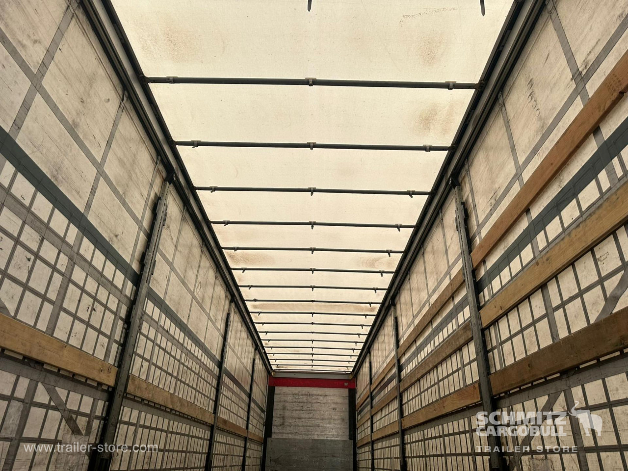 SCHMITZ Curtainsider Standard - Planenauflieger: das Bild 5 SCHMITZ Curtainsider Standard - Planenauflieger: das Bild 5