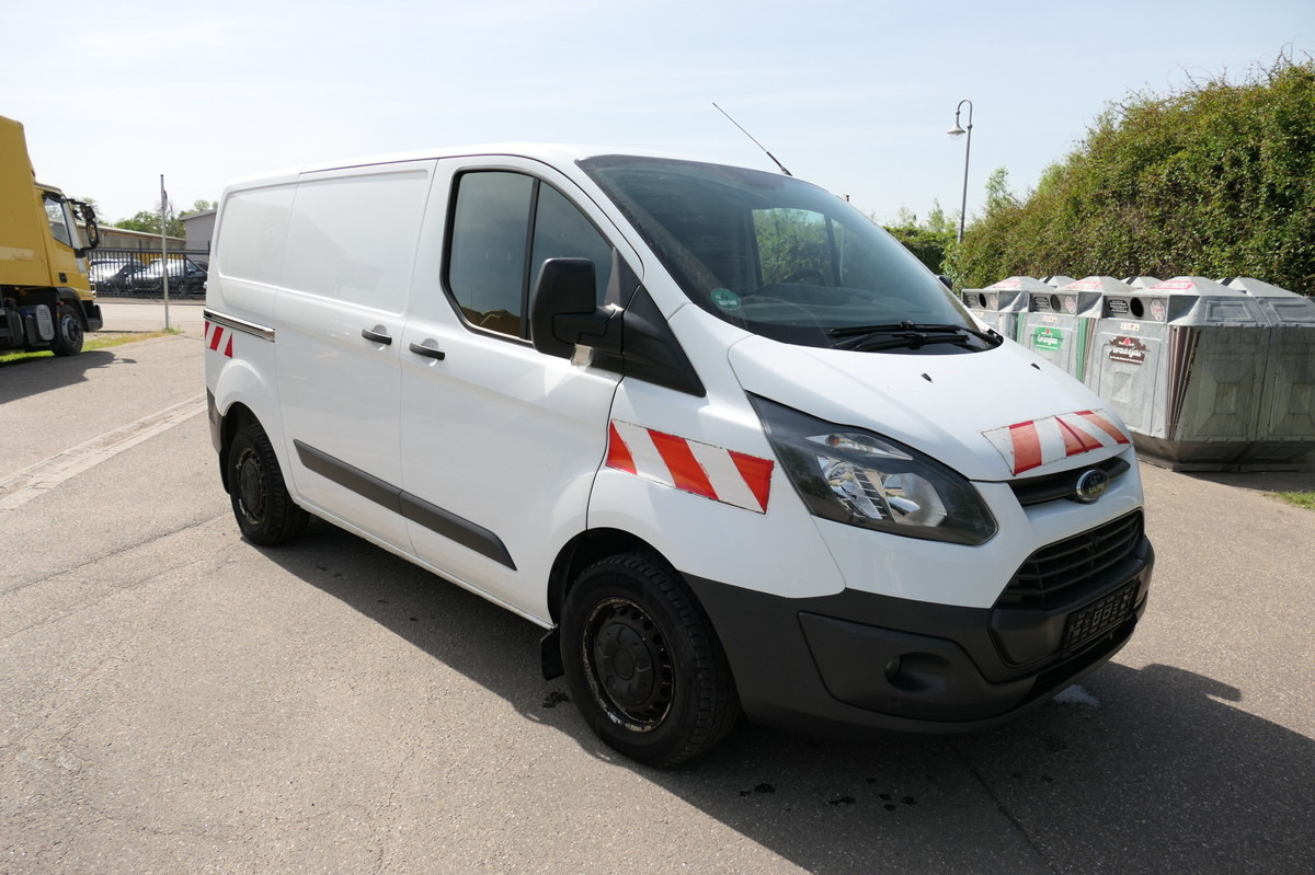 FORD Transit Custom 2,2l TDCI L1H1 COC KLIMA WERKSTAT - Kleintransporter: das Bild 2 FORD Transit Custom 2,2l TDCI L1H1 COC KLIMA WERKSTAT - Kleintransporter: das Bild 2