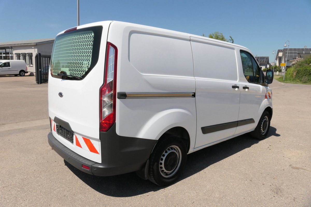 FORD Transit Custom 290 2.0 TDCi KLIMA WERKSTATTEINBA - Kleintransporter: das Bild 4 FORD Transit Custom 290 2.0 TDCi KLIMA WERKSTATTEINBA - Kleintransporter: das Bild 4