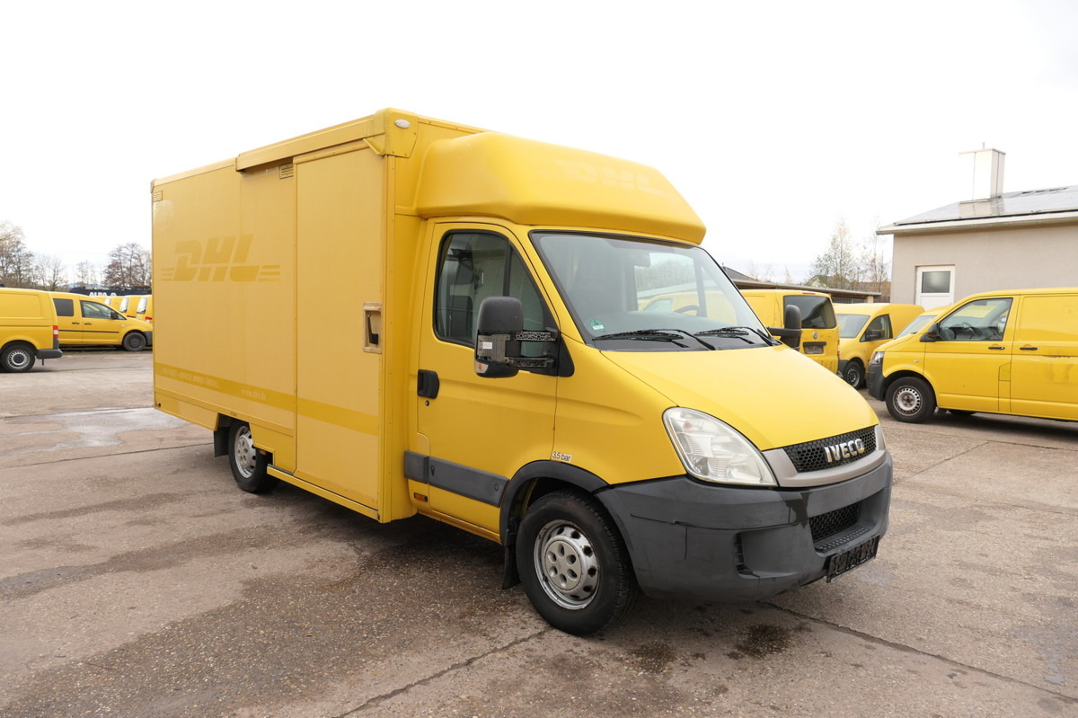 IVECO Daily 35 S11 C30C AUTOMATIK KAMERA MAXI Regale D - Koffer Transporter: das Bild 2 IVECO Daily 35 S11 C30C AUTOMATIK KAMERA MAXI Regale D - Koffer Transporter: das Bild 2