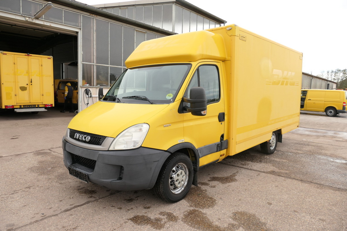 IVECO Daily 35 S11 C30C AUTOMATIK KAMERA MAXI Regale D - Koffer Transporter: das Bild 3 IVECO Daily 35 S11 C30C AUTOMATIK KAMERA MAXI Regale D - Koffer Transporter: das Bild 3