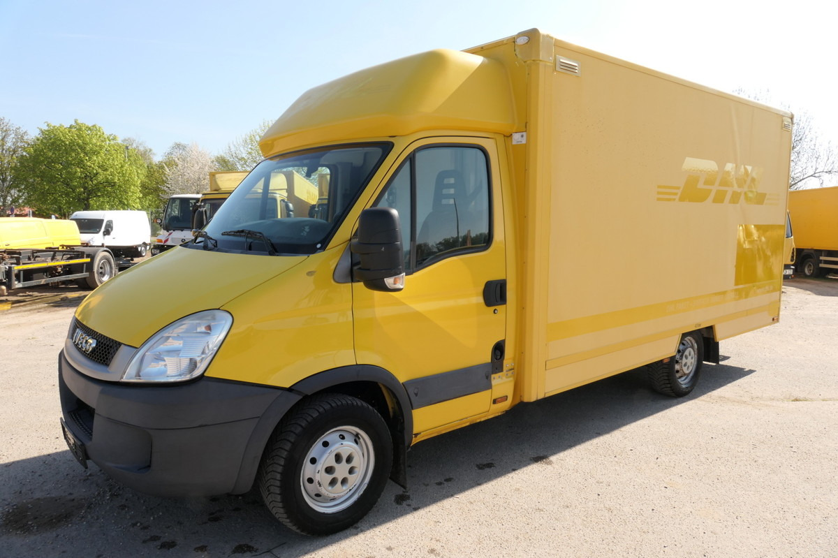 IVECO Daily 35 S11 C30C AUTOMATIK KAMERA MAXI Regale D - Koffer Transporter: das Bild 1 IVECO Daily 35 S11 C30C AUTOMATIK KAMERA MAXI Regale D - Koffer Transporter: das Bild 1