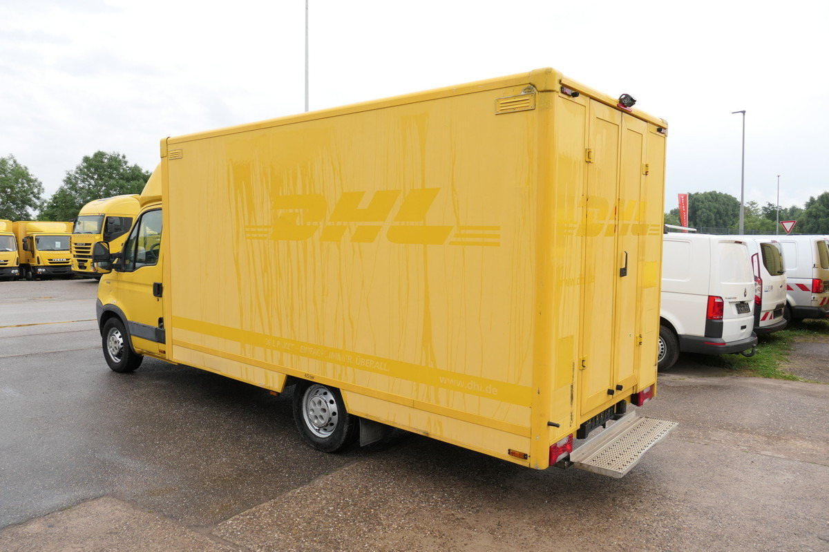 IVECO Daily 35 S11 C30C AUTOMATIK KAMERA MAXI Regale D - Koffer Transporter: das Bild 5 IVECO Daily 35 S11 C30C AUTOMATIK KAMERA MAXI Regale D - Koffer Transporter: das Bild 5