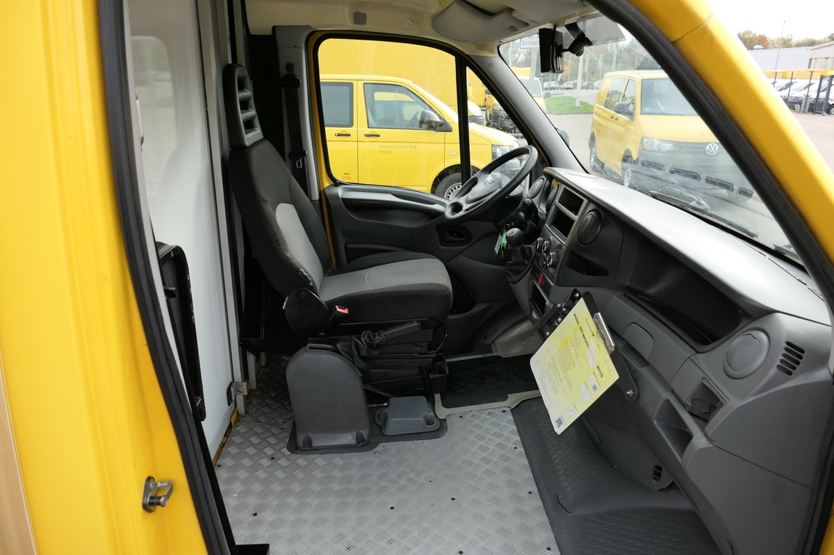 IVECO Daily 35 S11 C30C AUTOMATIK KAMERA MAXI Regale L - Koffer Transporter: das Bild 5 IVECO Daily 35 S11 C30C AUTOMATIK KAMERA MAXI Regale L - Koffer Transporter: das Bild 5