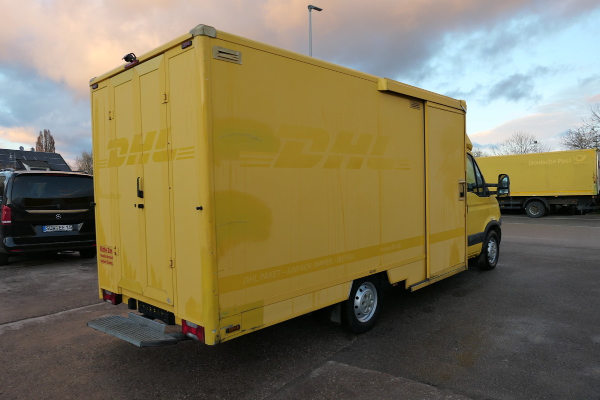 IVECO Daily 35 S11 C30C AUTOMATIK KAMERA Regale LUFT D - Koffer Transporter: das Bild 3 IVECO Daily 35 S11 C30C AUTOMATIK KAMERA Regale LUFT D - Koffer Transporter: das Bild 3