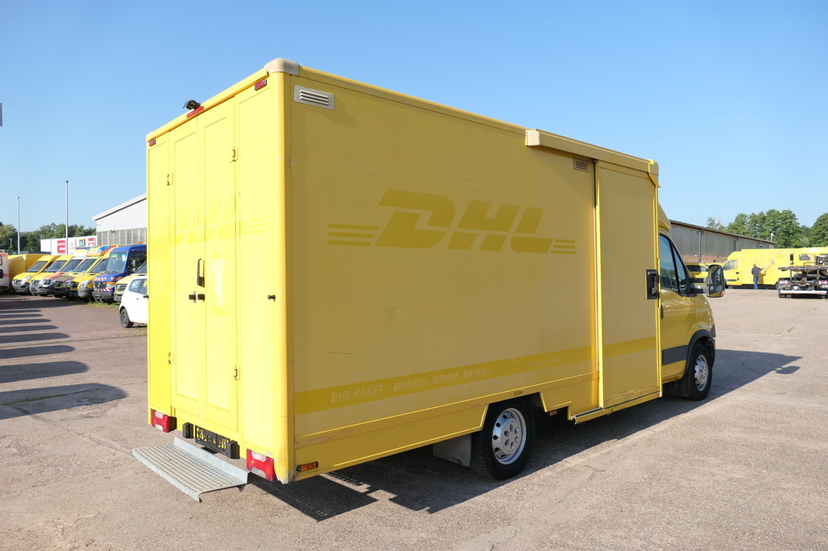 IVECO Daily 35 S11 C30C AUTOMATIK KAMERA Regale LUFT D - Koffer Transporter: das Bild 3 IVECO Daily 35 S11 C30C AUTOMATIK KAMERA Regale LUFT D - Koffer Transporter: das Bild 3