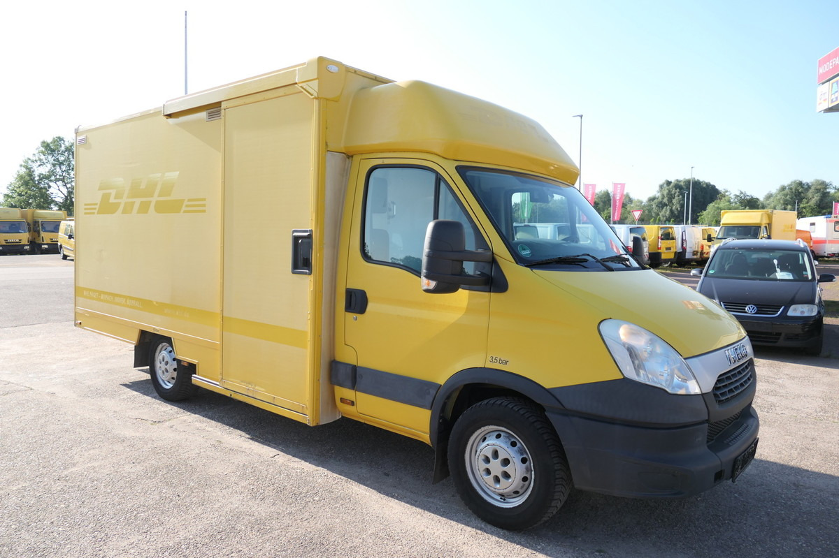 IVECO Daily 35 S11 C30C AUTOMATIK KAMERA Regale LUFT D - Koffer Transporter: das Bild 1 IVECO Daily 35 S11 C30C AUTOMATIK KAMERA Regale LUFT D - Koffer Transporter: das Bild 1