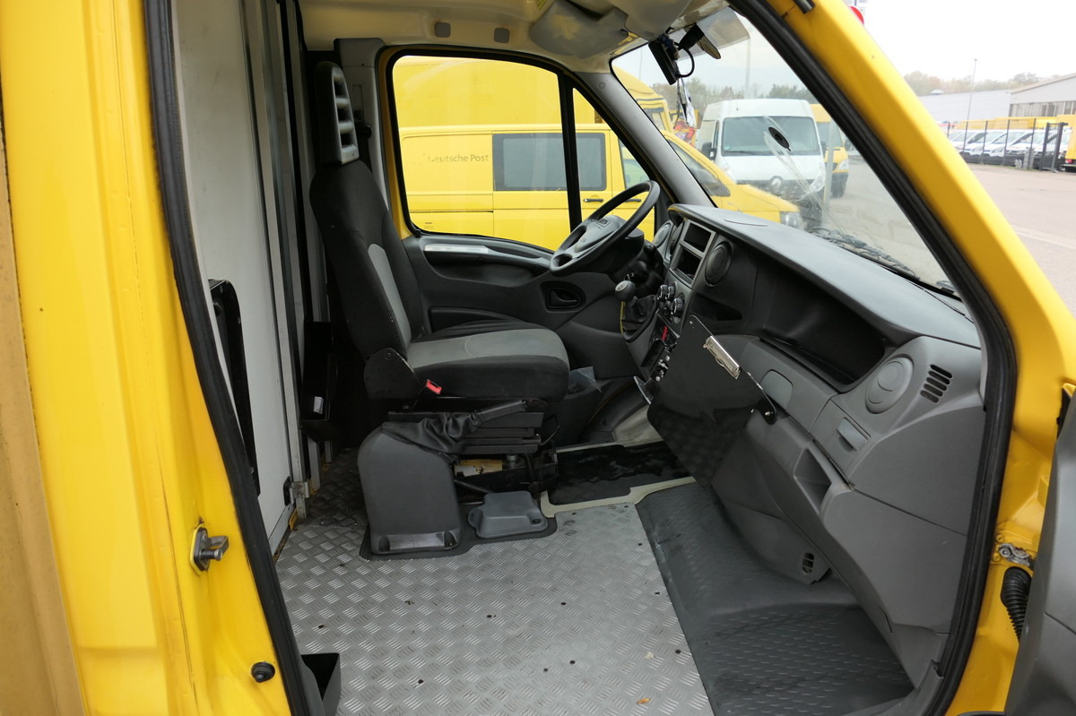 IVECO Daily 35 S11 C30C AUTOMATIK KAMERA Regale LUFT D - Koffer Transporter: das Bild 5 IVECO Daily 35 S11 C30C AUTOMATIK KAMERA Regale LUFT D - Koffer Transporter: das Bild 5
