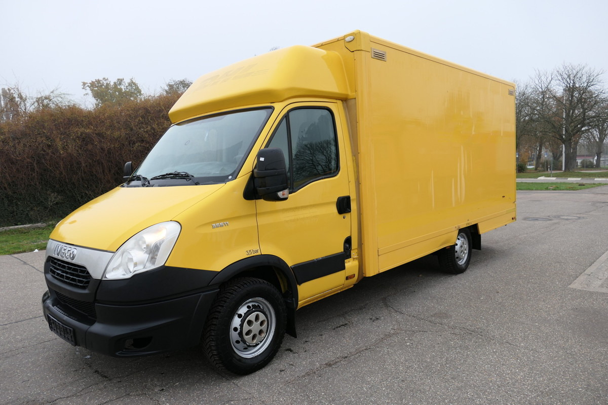 IVECO Daily 35 S11 C30C AUTOMATIK KAMERA Regale LUFT D - Koffer Transporter: das Bild 1 IVECO Daily 35 S11 C30C AUTOMATIK KAMERA Regale LUFT D - Koffer Transporter: das Bild 1