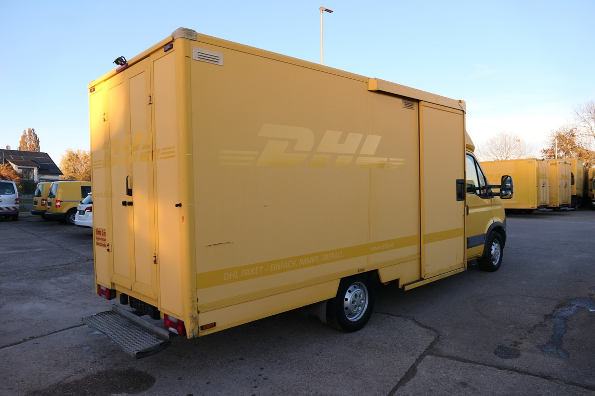 IVECO Daily 35 S11 C30C AUTOMATIK KAMERA Regale LUFT D - Koffer Transporter: das Bild 3 IVECO Daily 35 S11 C30C AUTOMATIK KAMERA Regale LUFT D - Koffer Transporter: das Bild 3
