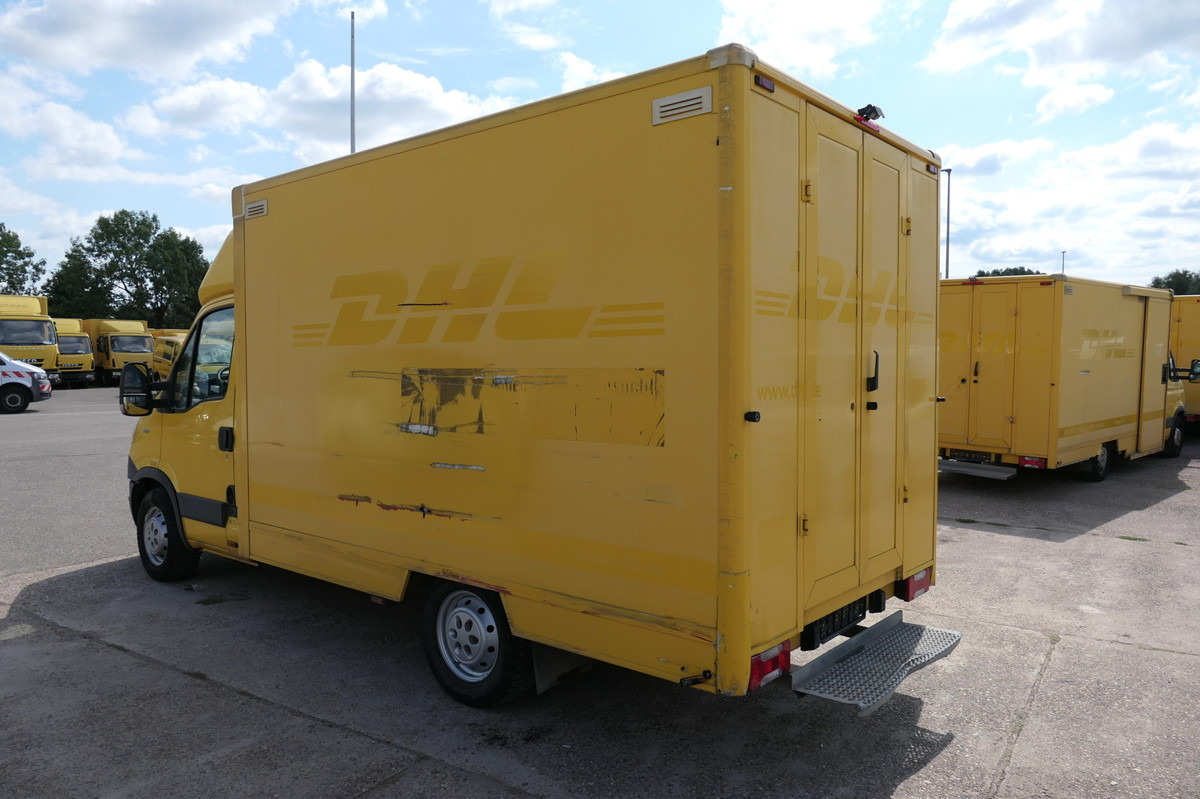 IVECO Daily 35 S11 C30C KURZ AUTOMATIK KAMERA Regale L - Koffer Transporter: das Bild 4 IVECO Daily 35 S11 C30C KURZ AUTOMATIK KAMERA Regale L - Koffer Transporter: das Bild 4
