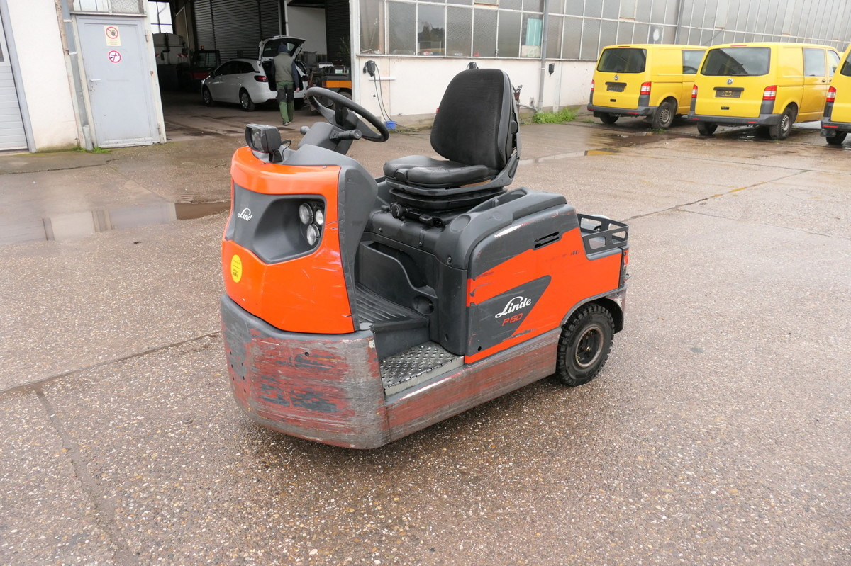 LINDE P 60 Z Schlepper Batterie 40/2020 3-Rad - Schleppfahrzeug: das Bild 2 LINDE P 60 Z Schlepper Batterie 40/2020 3-Rad - Schleppfahrzeug: das Bild 2