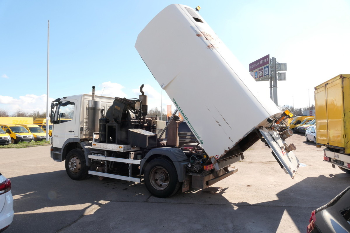 MERCEDES-BENZ Atego 1518 LKO 4x2 - Kehrmaschine: das Bild 1 MERCEDES-BENZ Atego 1518 LKO 4x2 - Kehrmaschine: das Bild 1