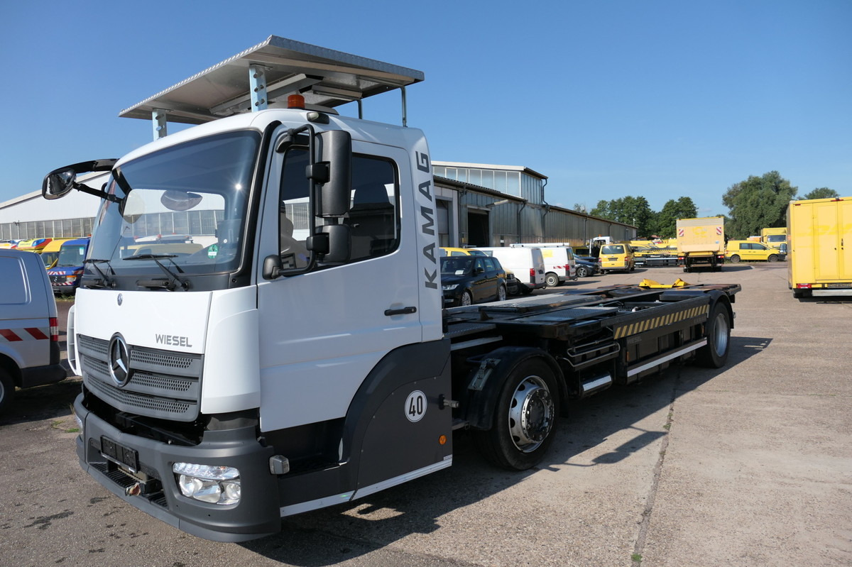 MERCEDES-BENZ Kamag Wiesel WBH 25 Wiesel Umsetzfahrzeug - Containerwagen/ Wechselfahrgestell LKW: das Bild 1 MERCEDES-BENZ Kamag Wiesel WBH 25 Wiesel Umsetzfahrzeug - Containerwagen/ Wechselfahrgestell LKW: das Bild 1